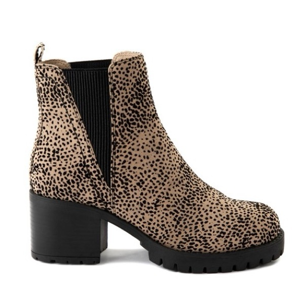 MIA | Cheetah Block Heel Closed Toe Slip On Booties/Boots | NEW!! 🤎🖤 - Picture 2 of 10